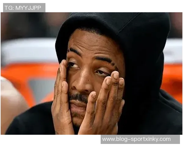 太阳队近期积极寻求引进控卫目标包括莫兰特三球和吹杨等明星球员 太阳队近期积极寻求引进控卫目标包括莫兰特三球和吹杨等明星球员