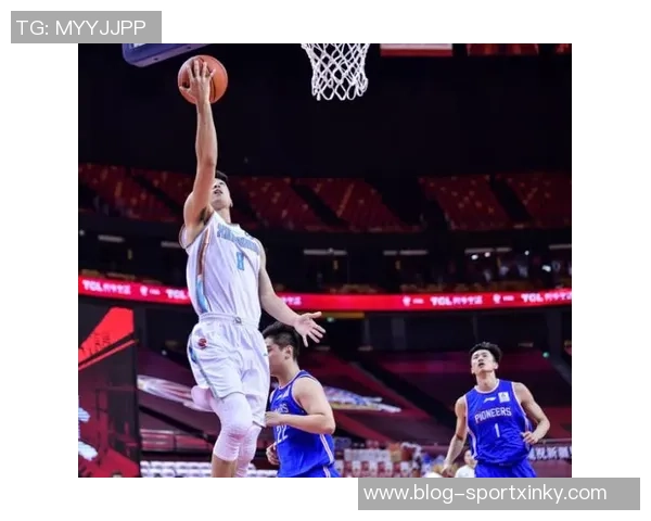 曾令旭建议交易浓眉应优先考虑具备更好空间属性的球员选择 曾令旭建议交易浓眉应优先考虑具备更好空间属性的球员选择